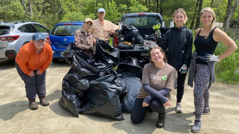 Garlic Mustard volunteers with TNC