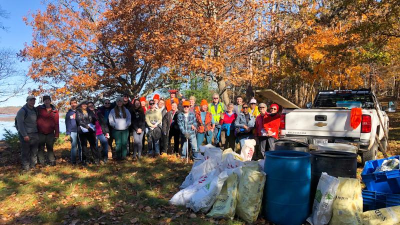 Clean Up Volunteers