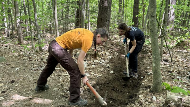 Trail work volunteers