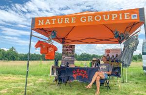 nature groupie booth
