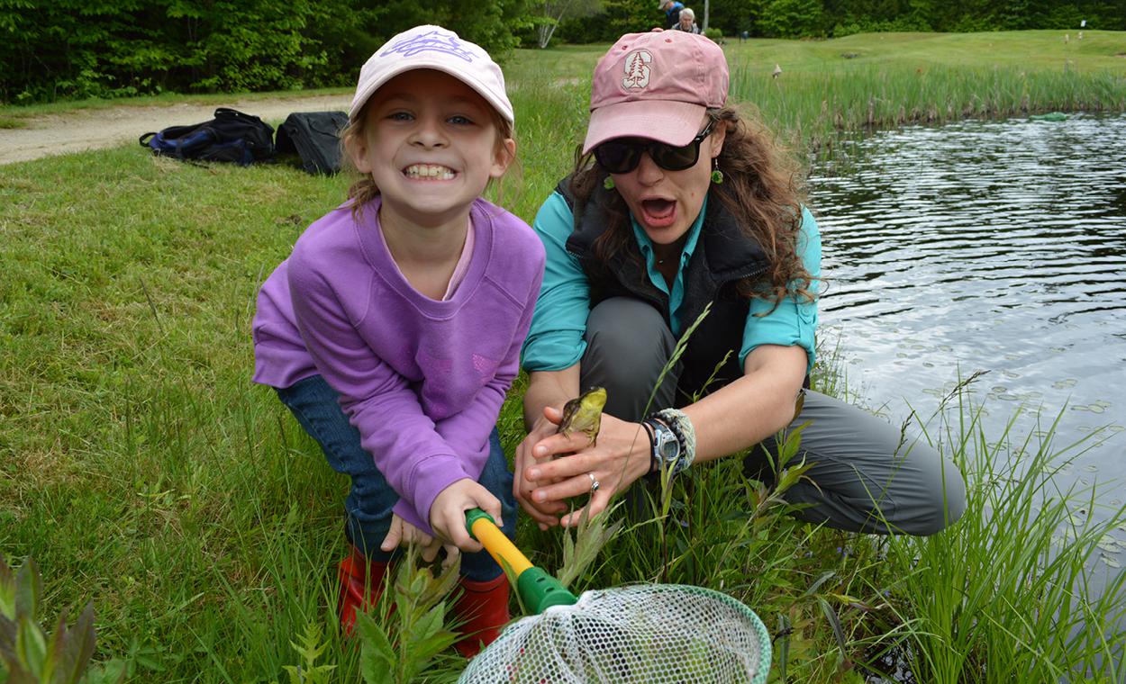 Citizen Science kid mom and frog