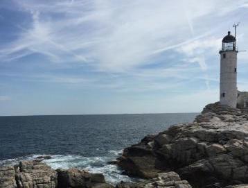 Isles of Shoals lighthouse horiz