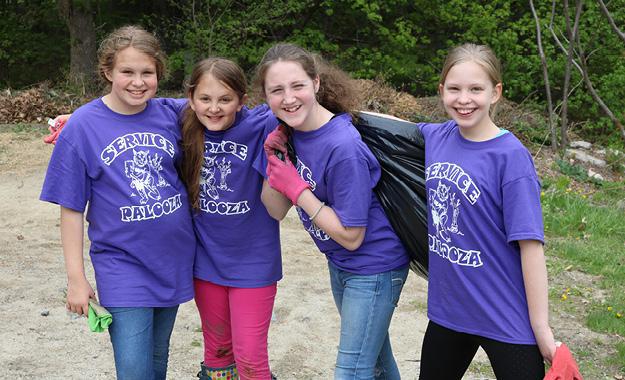 Garlic Mustard Student pull Oyster River Middle School at College Woods